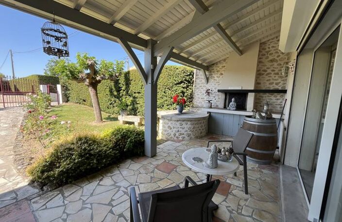 Maison de bourg de 9 pièces principales — photo 3