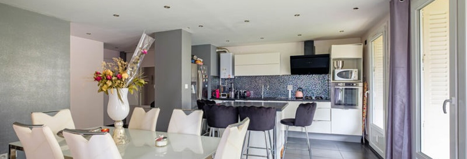 Appartement 3 Pièces 70 m² à vendre à Bron (69500)