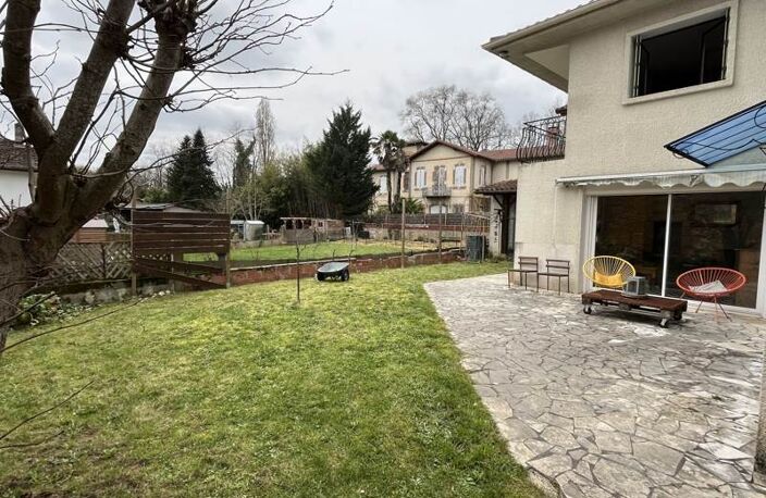 Vente maison 8 pièces 194 m² Estang (32240) — photo 2