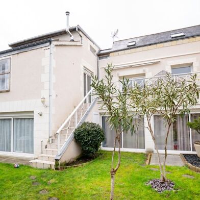 Maison 8 pièces 334336 €