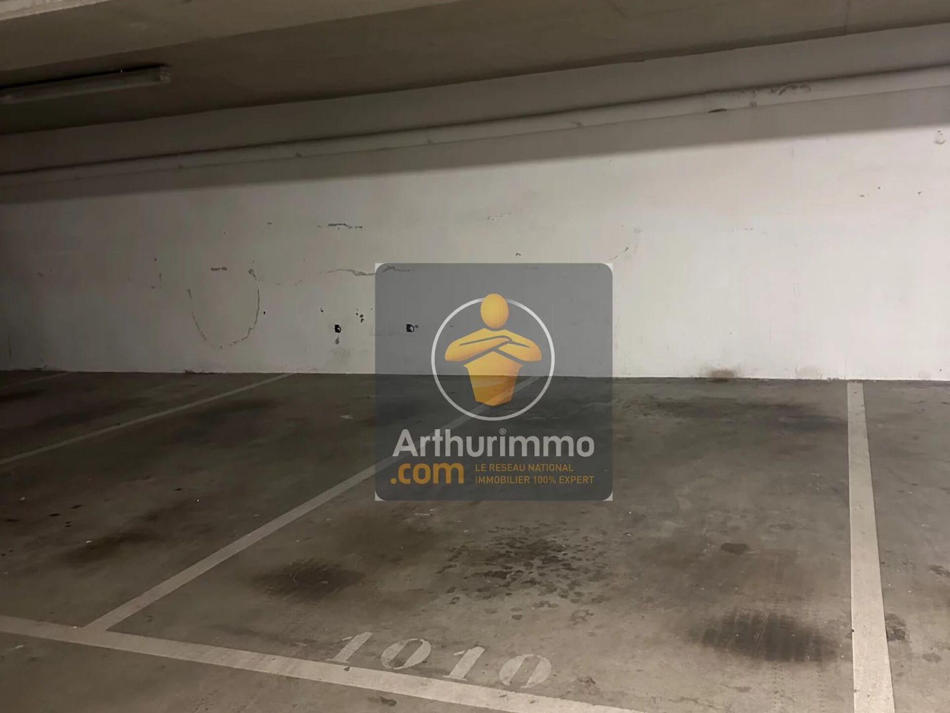 Vente Parking à Créteil · 20 000 €