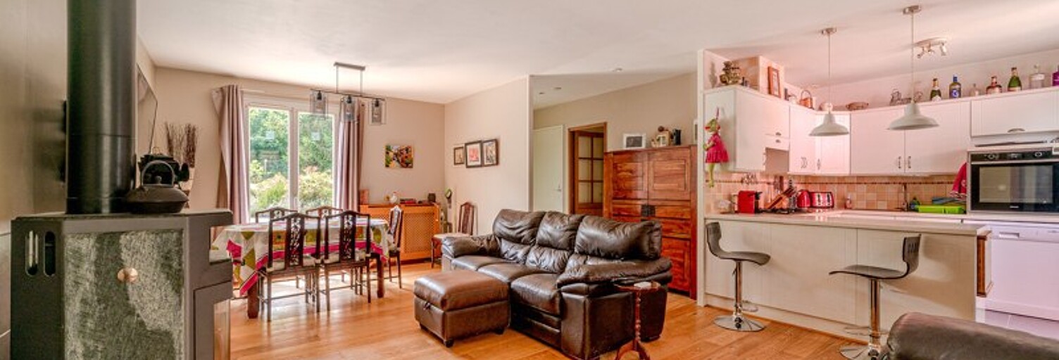 Maison 7 Pièces 130 m² à vendre à Les Salles-Lavauguyon (87440)