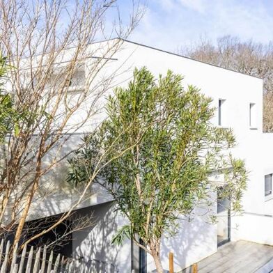 Maison 5 pièces 649000 €