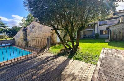 Maison en pierre de 6 pièces principales — photo du bien