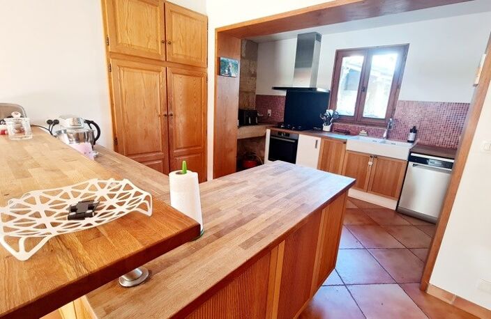 Maison en pierre de 6 pièces principales — photo 4