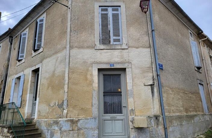 Maison de bourg de 5 pièces principales — photo 2