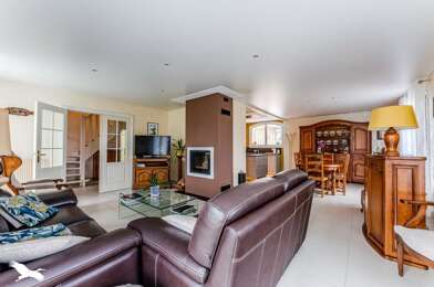 Maison 6 pièces 622560 €