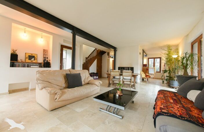 Maison en pierre de 4 pièces principales — photo 2