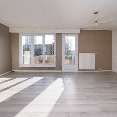 Appartement 3 pièces 179655 €