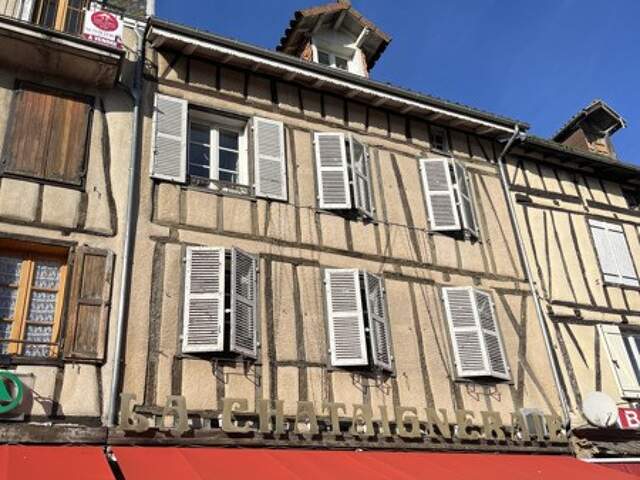 Immeuble à Maurs — photo du bien