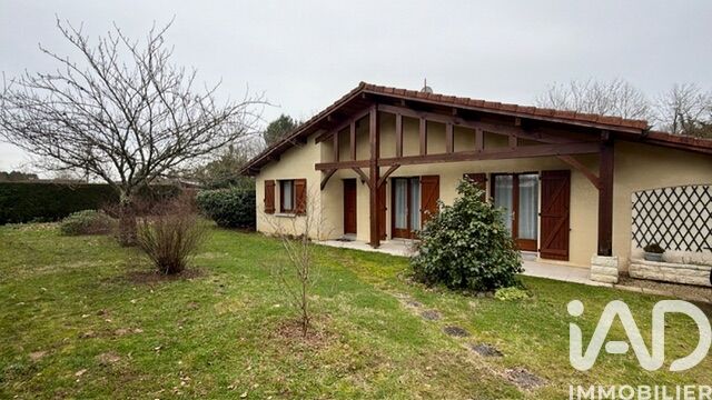 St-Pierre-Du-Mont - 118m² - 5p. - 4ch.