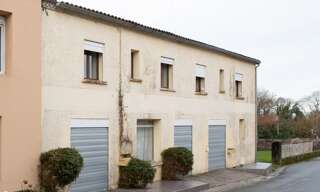 Immeuble   m² à vendre à Berson (33390)