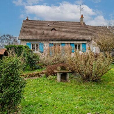 Maison 4 pièces 254880 €