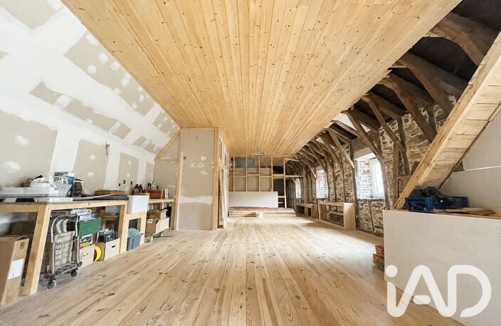 Vente Maison/villa 8 pièces — photo 2