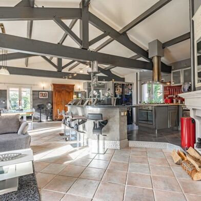 Maison 5 pièces 596790 €