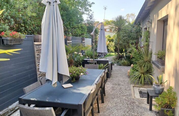Villa de 5 pièces principales — photo 2