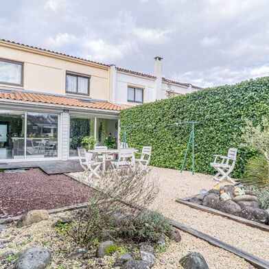 Maison 4 pièces 360000 €