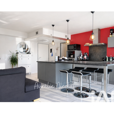 Appartement 4 pièces 184000 €