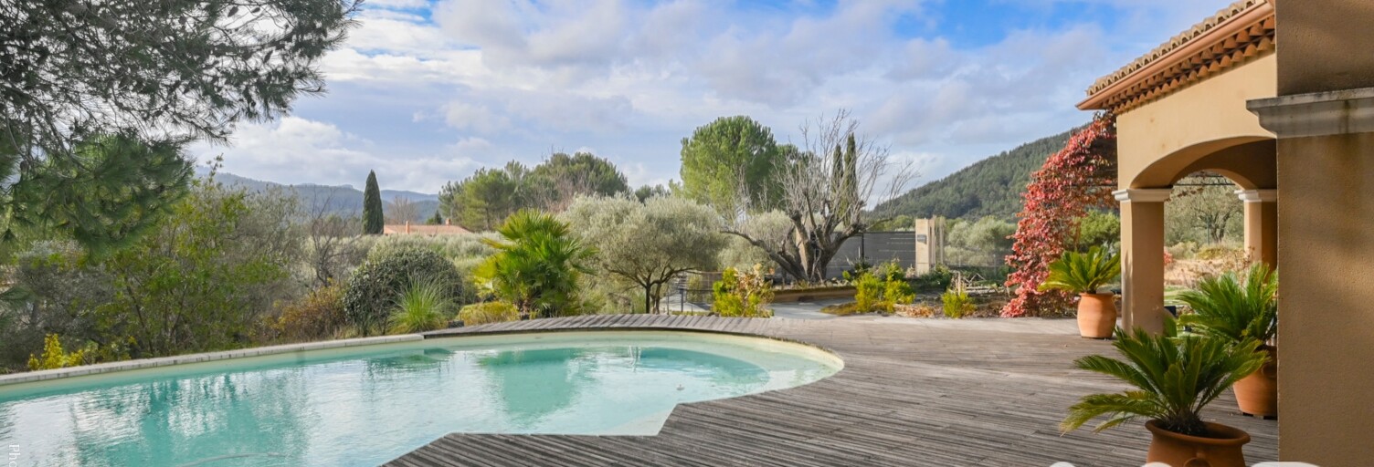 Maison 7 Pièces 210 m² à vendre à Saint-Zacharie (83640)
