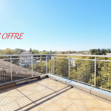 Appartement 4 pièces 240000 €