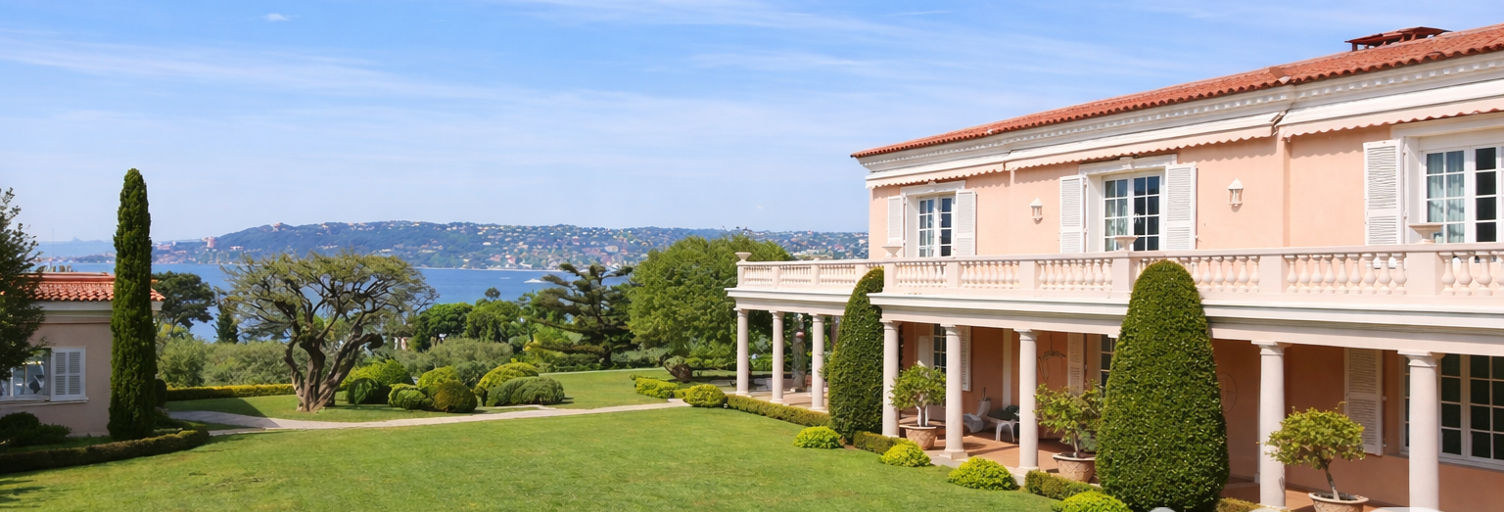 Maison 15 Pièces 555 m² à vendre à Antibes (06160)