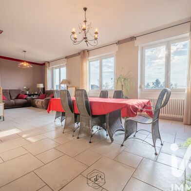 Appartement 6 pièces 250000 €