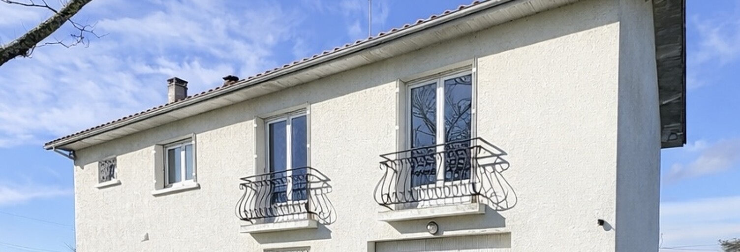 Maison 5 Pièces 152 m² à vendre à Les Billaux (33500)