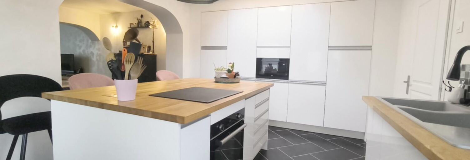 Maison 6 Pièces 129 m² à vendre à Roquetoire (62120)