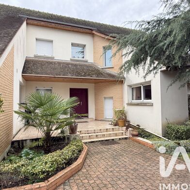Maison 8 pièces 585000 €