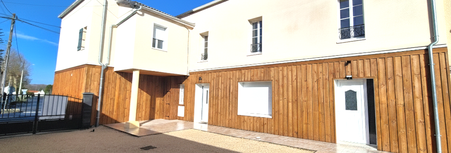 Immeuble  202 m² à vendre à Hostens (33125)