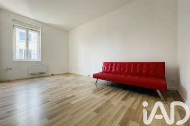 Immeuble  107000 €