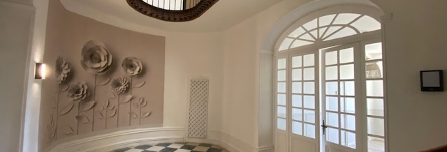 Immeuble  561 m² à vendre à Sainte-Livrade-sur-Lot (47110)