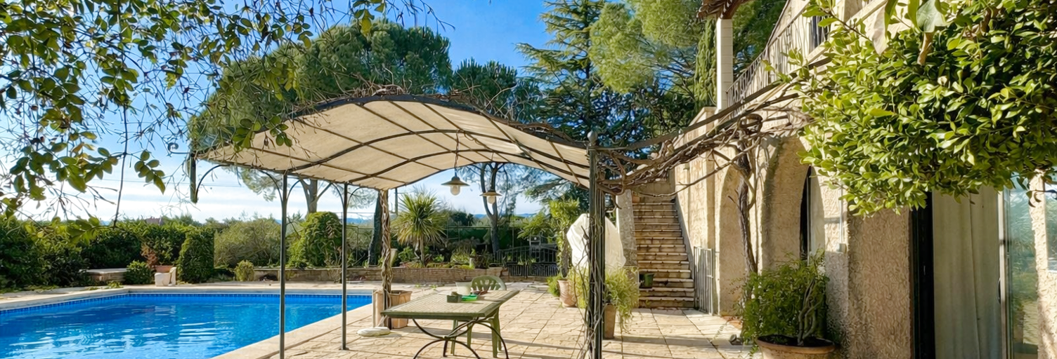 Maison 11 Pièces 300 m² à vendre à Lédignan (30350)