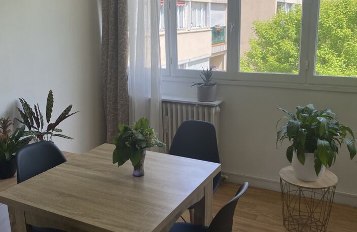 Vente Appartement 3 pièces — photo 2