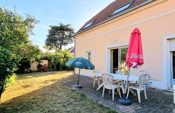 Vente Maison traditionnelle 7 pièces — photo 2