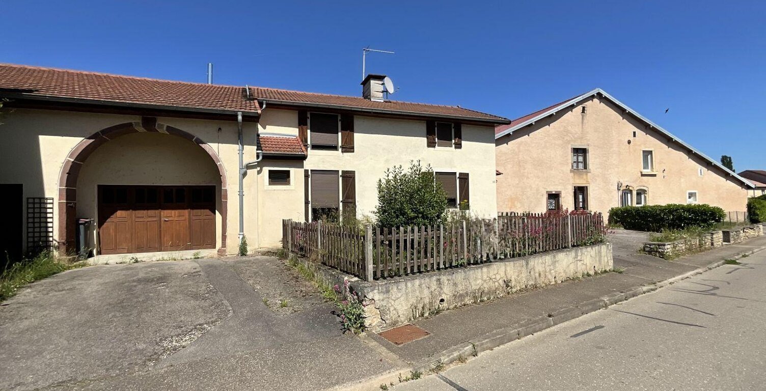 Vente Maison/villa 4 pièces — photo 1