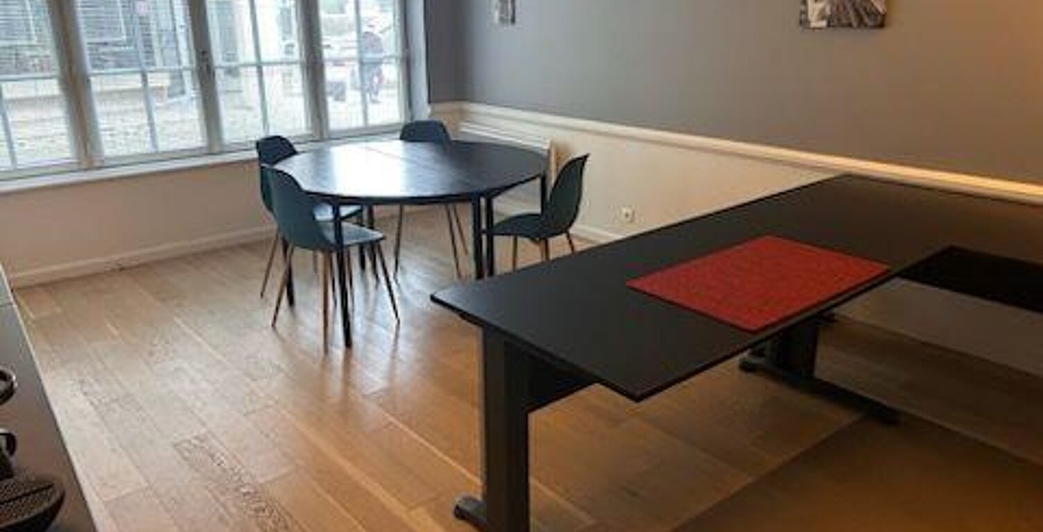 Location Bureaux 51 m&sup2; — photo 1