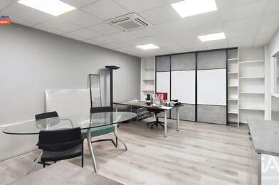 Commerce  198000 €