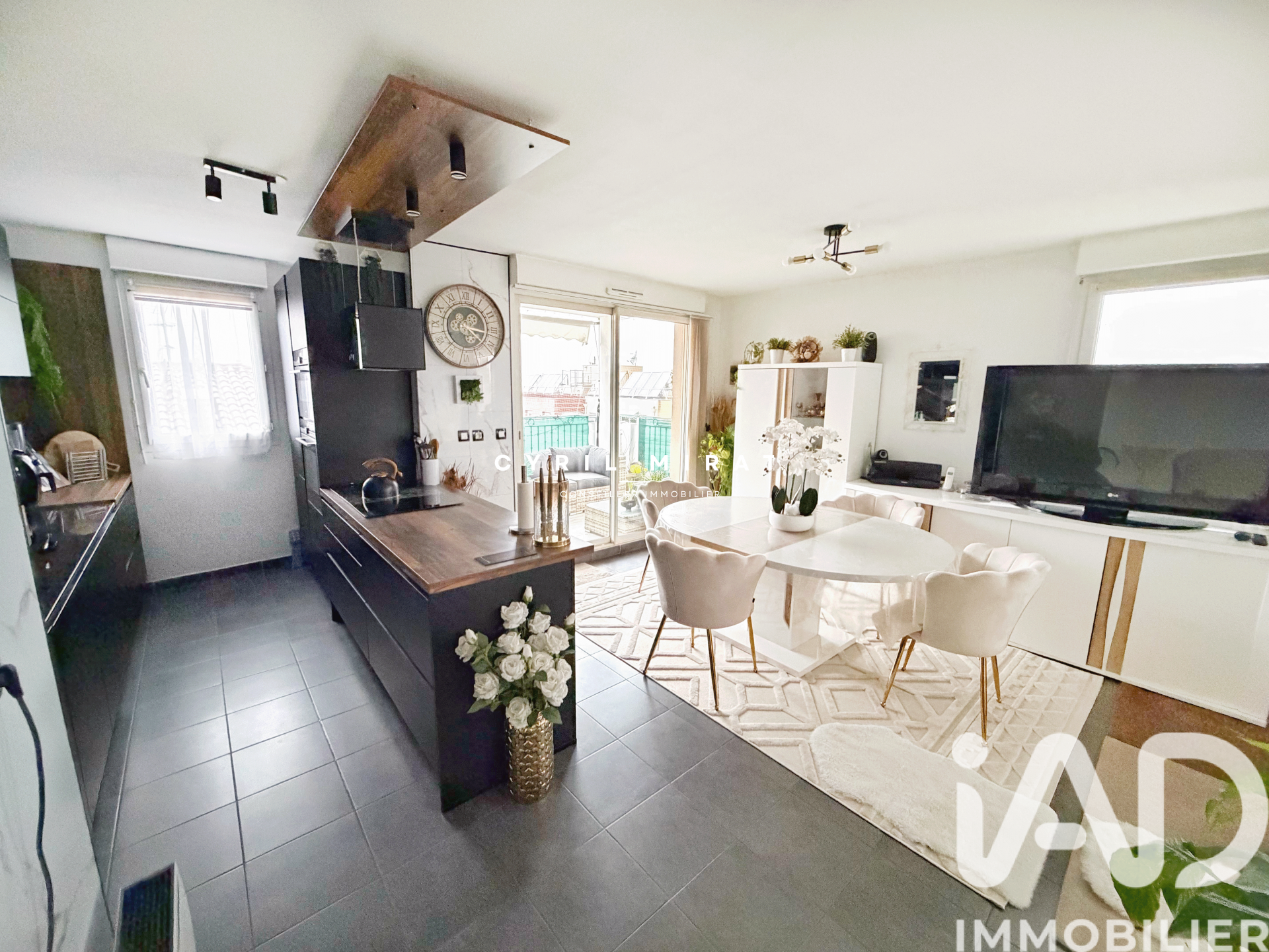 Vente Appartement 4 pièces - Photo 2