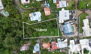 Terrain  1230 m² à vendre à Le Tampon (97430)