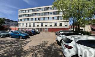 Immeuble  1369 m² à vendre à Val-de-Reuil (27100)