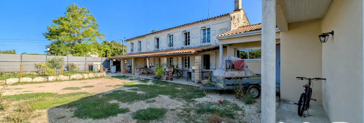 Maison 5 Pièces 222 m² à vendre à Nercillac (16200)