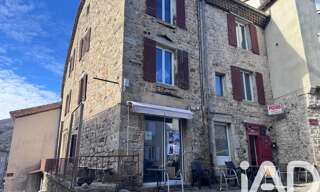 Immeuble  360 m² à vendre à Vallées-d'Antraigues-Asperjoc (07530)