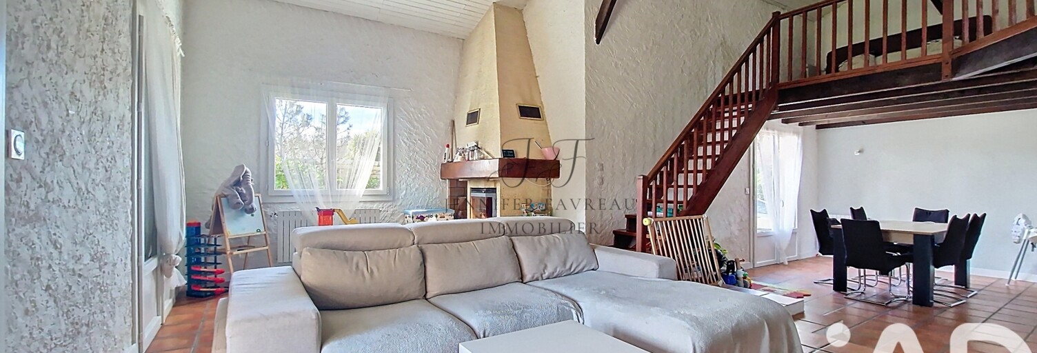 Maison 4 Pièces 125 m² à vendre à Fargues-Saint-Hilaire (33370)