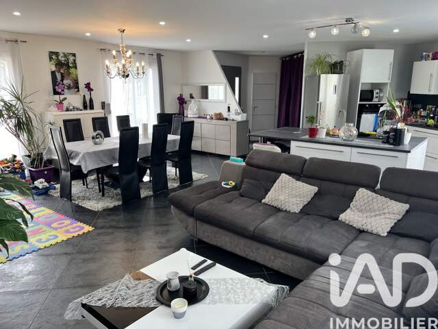 Vente Maison/villa 4 pièces — photo du bien