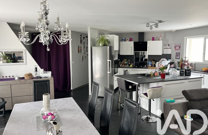 Vente Maison/villa 4 pièces — photo 2