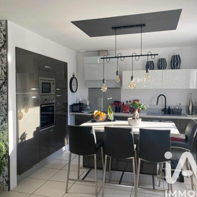 Maison 5 pièces 278000 €