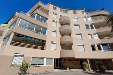 Appartement 2 pièces 676 €