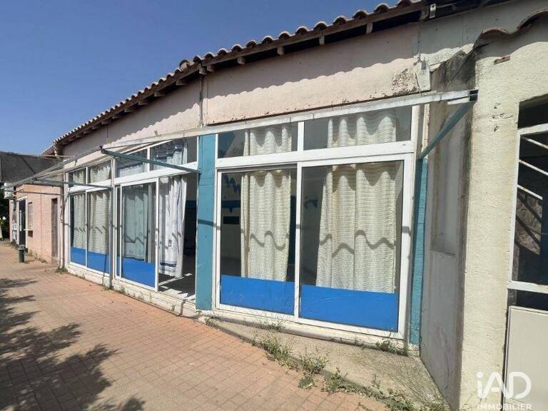 Vente Boutique/Local commercial 50 m&sup2; — photo 1