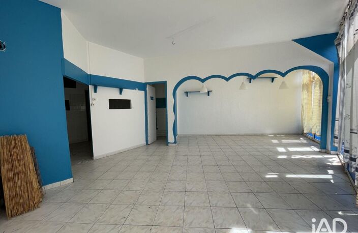 Vente Boutique/Local commercial 50 m&sup2; — photo 2
